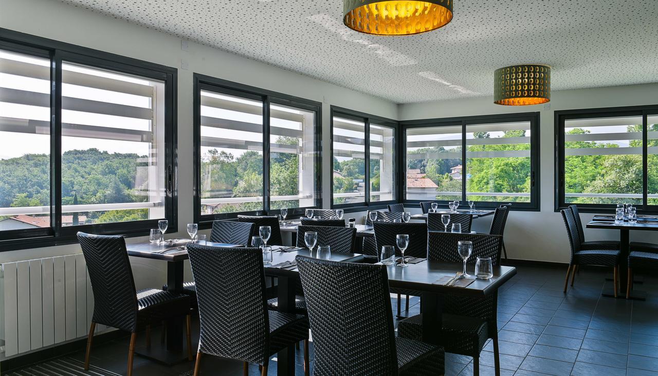 Hotel Restaurant Aldaburua Larressore エクステリア 写真